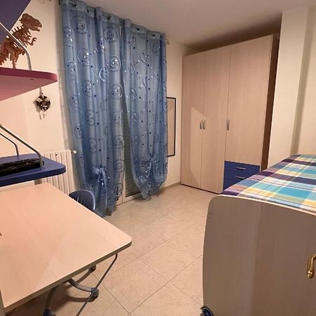 Appartamento Modugno Centro Luaran gambar