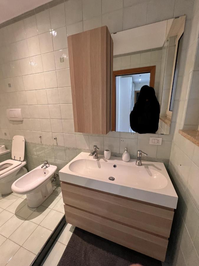 Appartamento Modugno Centro Luaran gambar